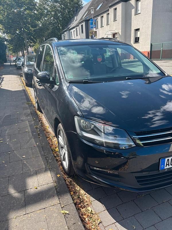 Schwarz Gebraucht 2012 VW Sharan Van / Kleinbus | 9.700 € (Guter Preis) - Bild 1/4