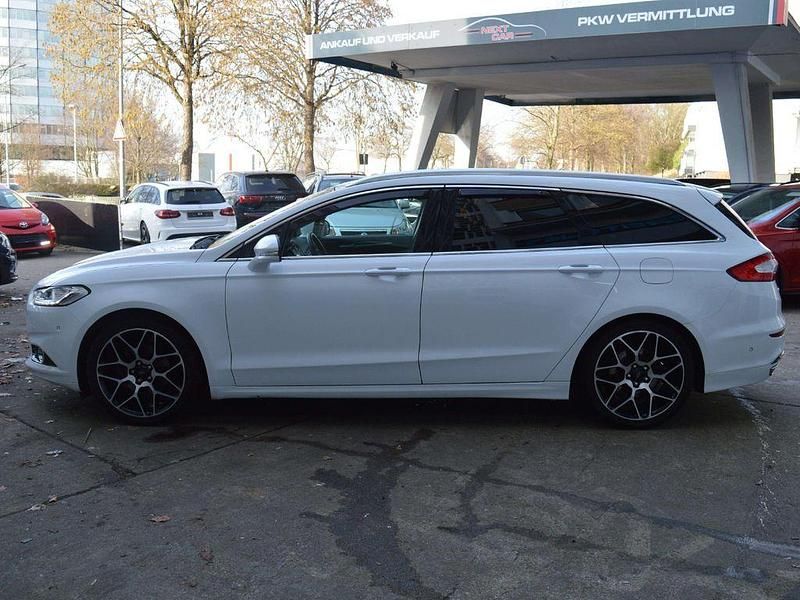 Gebraucht Ford Mondeo Titanium 179 PS (131 kW) 2017 Weiß Limousine