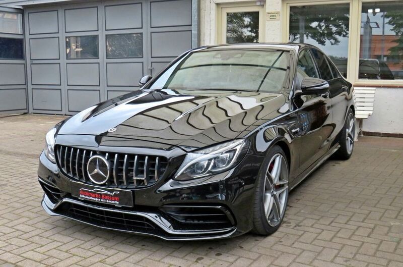 Schwarz Gebraucht 2017 Mercedes C63S AMG AMG Limousine | 34.399 € (Guter Preis) - Bild 1/4