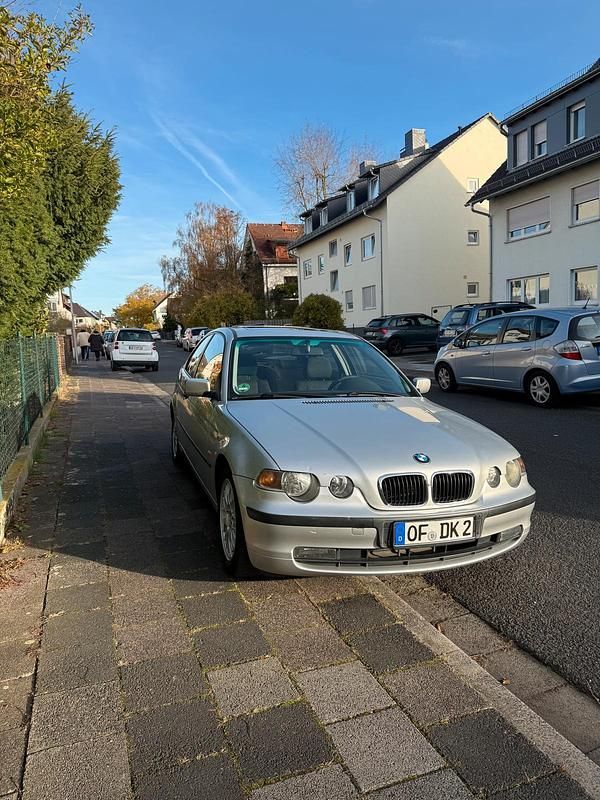 Gebraucht BMW 316 116 PS (85 kW) 2003 Silber Coupé