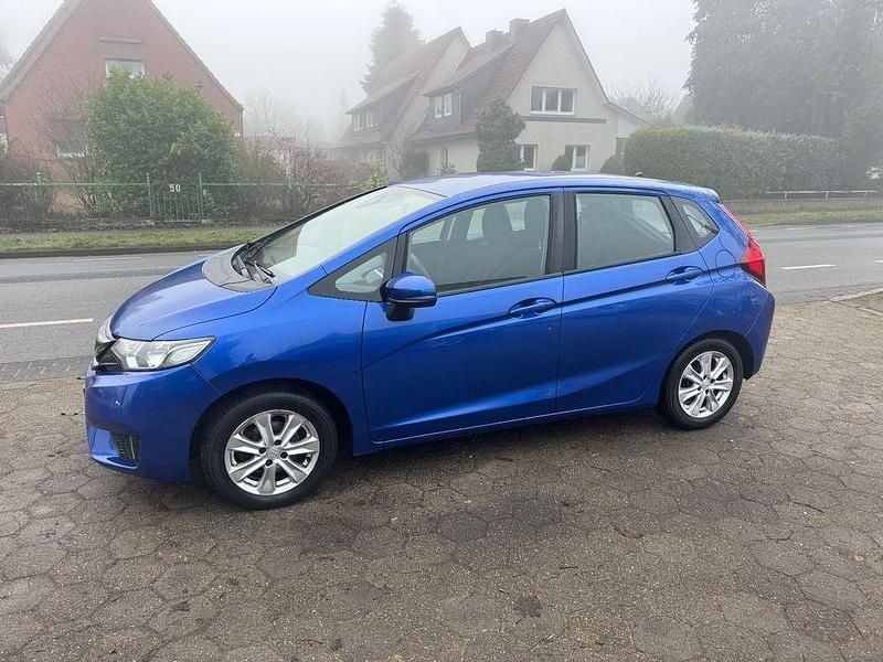 Gebraucht Honda Jazz Trend 102 PS (75 kW) 2016 Blau Kleinwagen