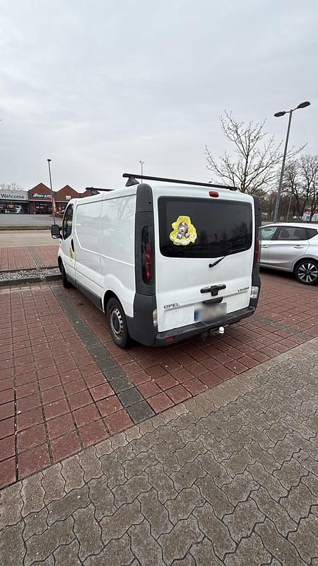 Gebraucht Opel Vivaro 85 PS (62 kW) 2005 Weiß Van / Kleinbus