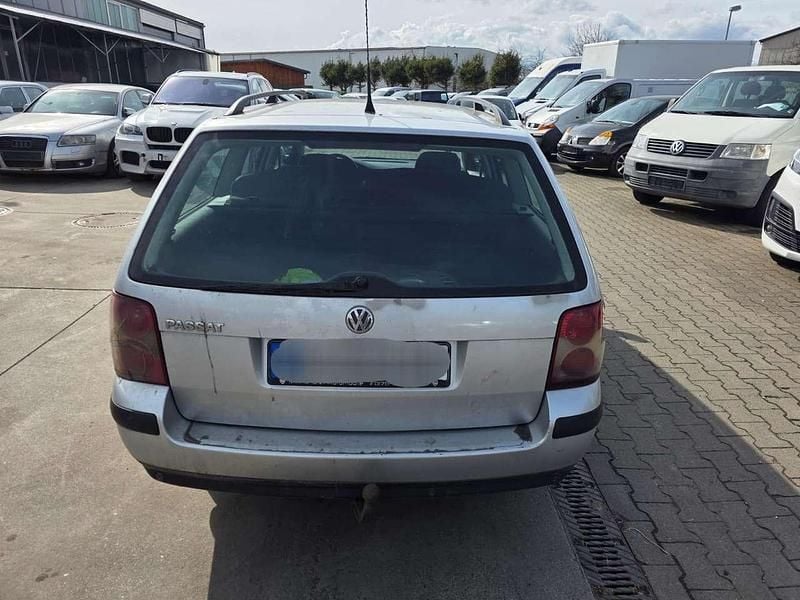 Gebraucht VW Passat Comfortline 101 PS (74 kW) 2003 Other Kombi