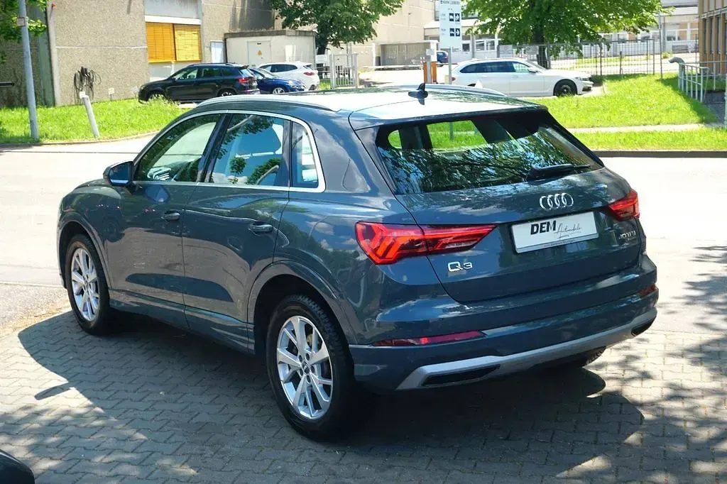 Gebraucht Audi Q3 Sport 190 PS (139 kW) 2019 Nanograu SUV