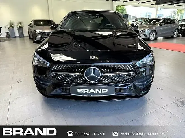 Gebraucht Mercedes CLA200 AMG 163 PS (119 kW) 2023 Schwarz Coupé