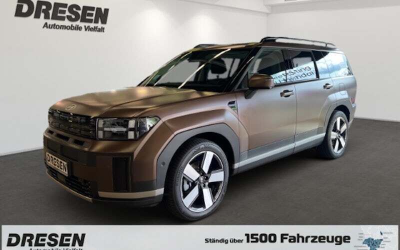 Earthy brass Neu 2024 Hyundai Santa Fe Comfort SUV | 53.940 € - Bild 1/4