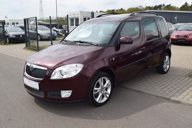 Violet Gebraucht 2009 Skoda Roomster Kombi | 6.999 € (Teuer) - Bild 1/4