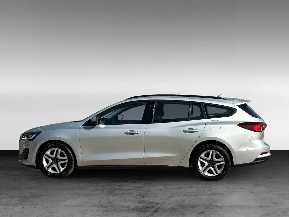 Gebraucht Ford Focus Cool & Connect 125 PS (91 kW) 2022 Silber Kombi