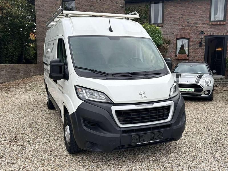 Lack weiss banquise Gebraucht 2021 Peugeot Boxer Premium Van | 17.990 € (Superpreis) - Bild 1/4