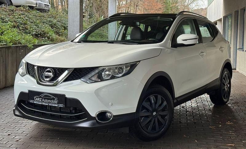 Weiß Gebraucht 2016 Nissan Qashqai SUV | 11.500 € (Fairer Preis) - Bild 1/4