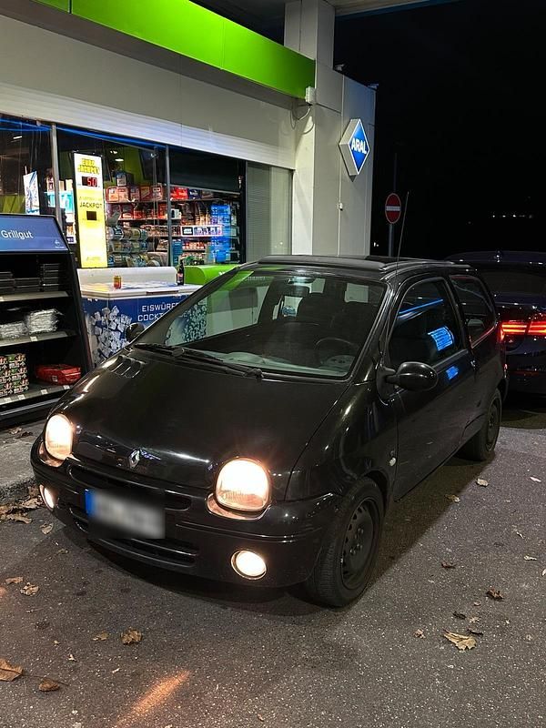 Schwarz Gebraucht 2002 Renault Twingo Kleinwagen | 1.500 € (Etwas zu teuer) - Bild 1/3