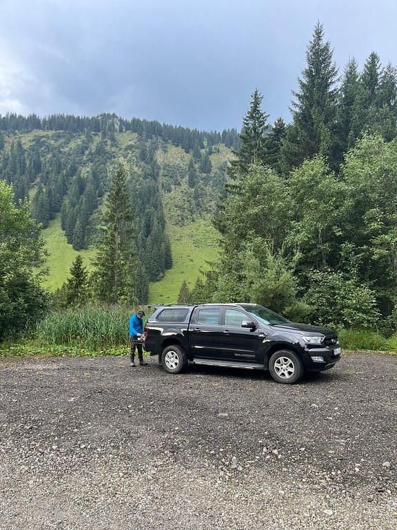 Gebraucht Ford Ranger 200 PS (147 kW) 2017 Schwarz Abholung