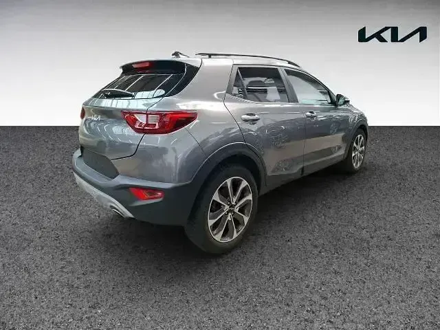 Gebraucht Kia Stonic Spirit 101 PS (74 kW) 2025 Grau SUV