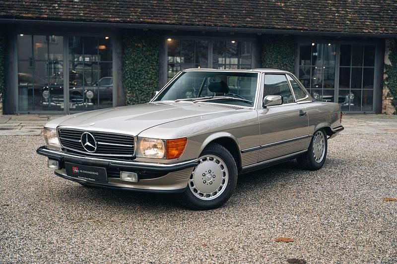 Gebraucht Mercedes 560 231 PS (169 kW) 1989 Silber Cabrio