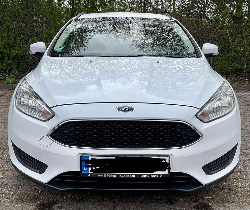 Gebraucht Ford Focus Trend 101 PS (74 kW) 2017 Kombi
