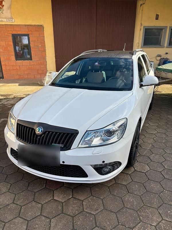 Gebraucht Skoda Octavia RS 200 PS (147 kW) 2011 Kombi