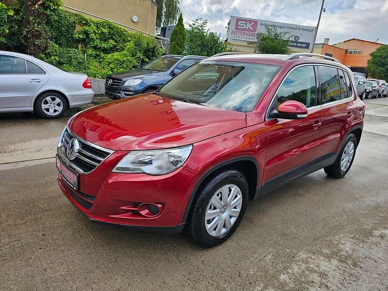 Wild cherry red Gebraucht 2008 VW Tiguan Sport SUV | 6.900 € (Fairer Preis) - Bild 1/4