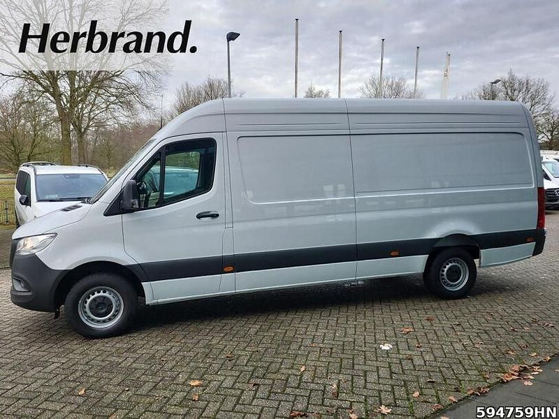 Neu Mercedes Sprinter 170 PS (125 kW) 2025 Weiß Van