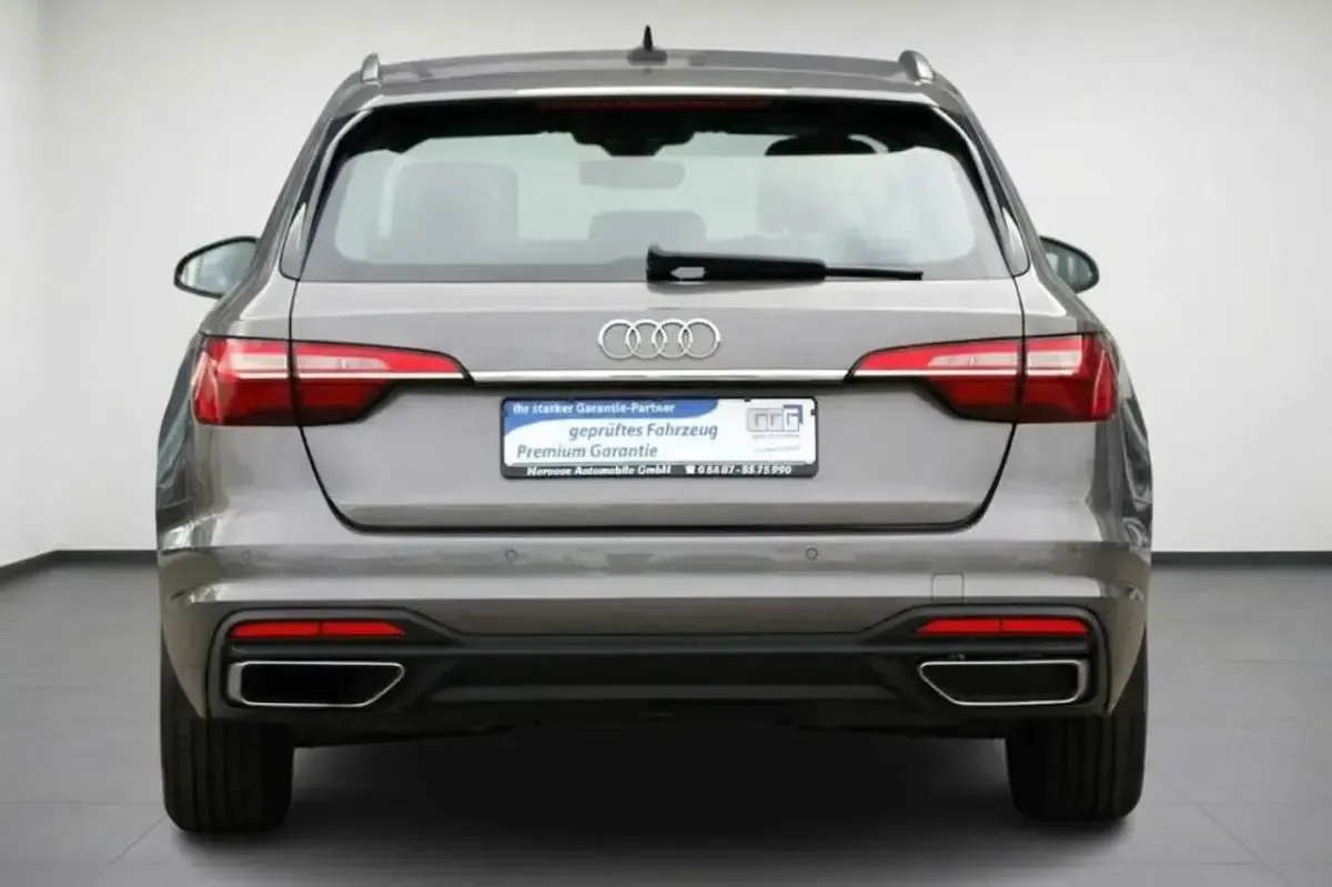 Gebraucht Audi A4 163 PS (119 kW) 2021 Terragrau metallic Kombi