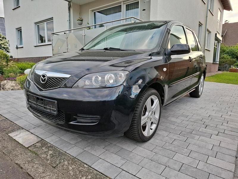Schwarz Gebraucht 2007 Mazda 2 Active Kleinwagen | 3.149 € (Fairer Preis) - Bild 1/4