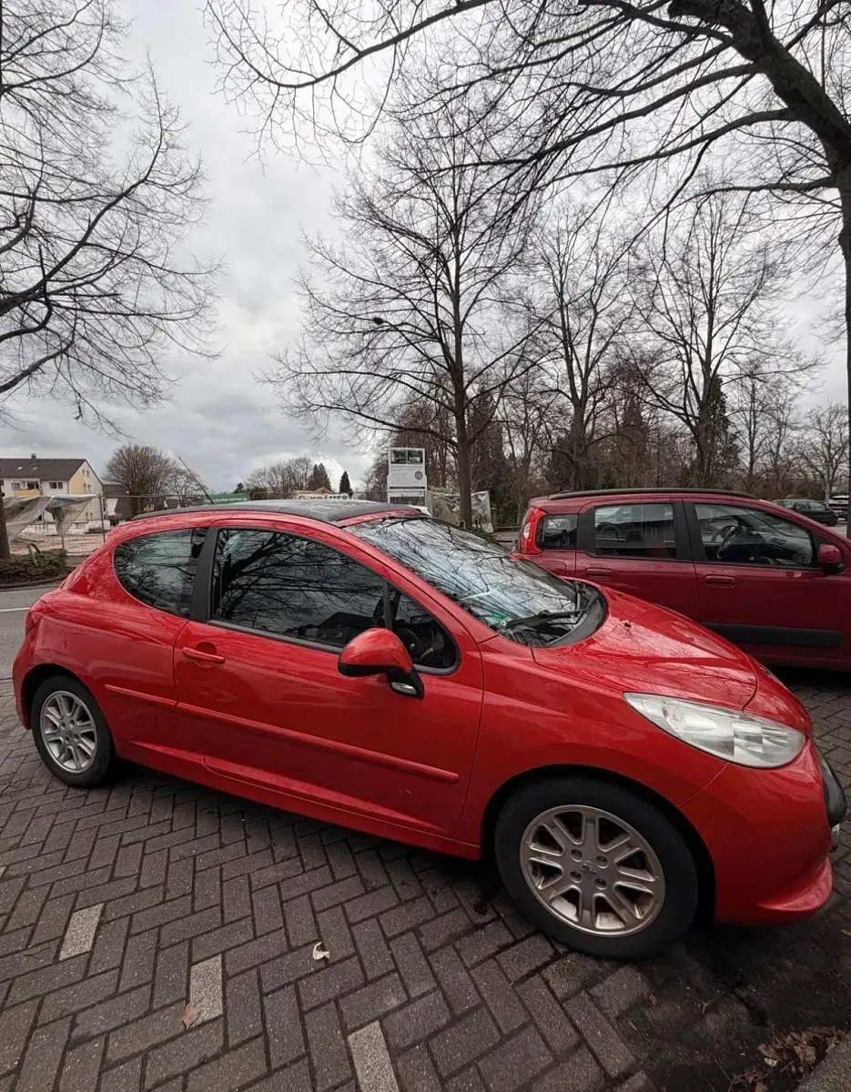 Gebraucht Peugeot 207 109 PS (80 kW) 2006 Rot Kleinwagen
