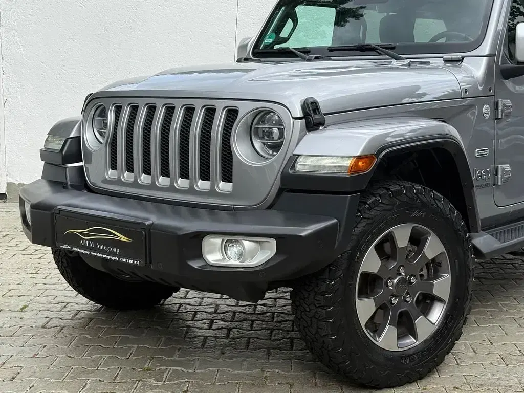 Gebraucht Jeep Wrangler Overland 200 PS (147 kW) 2020 Silber SUV