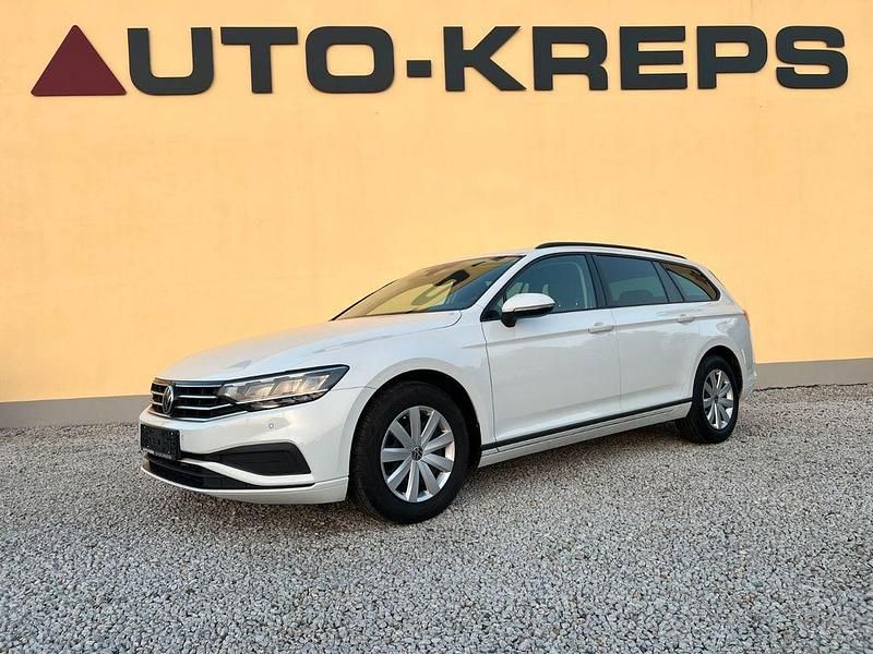 Gebraucht VW Passat Conceptline 150 PS (110 kW) 2023 Weiß Kombi