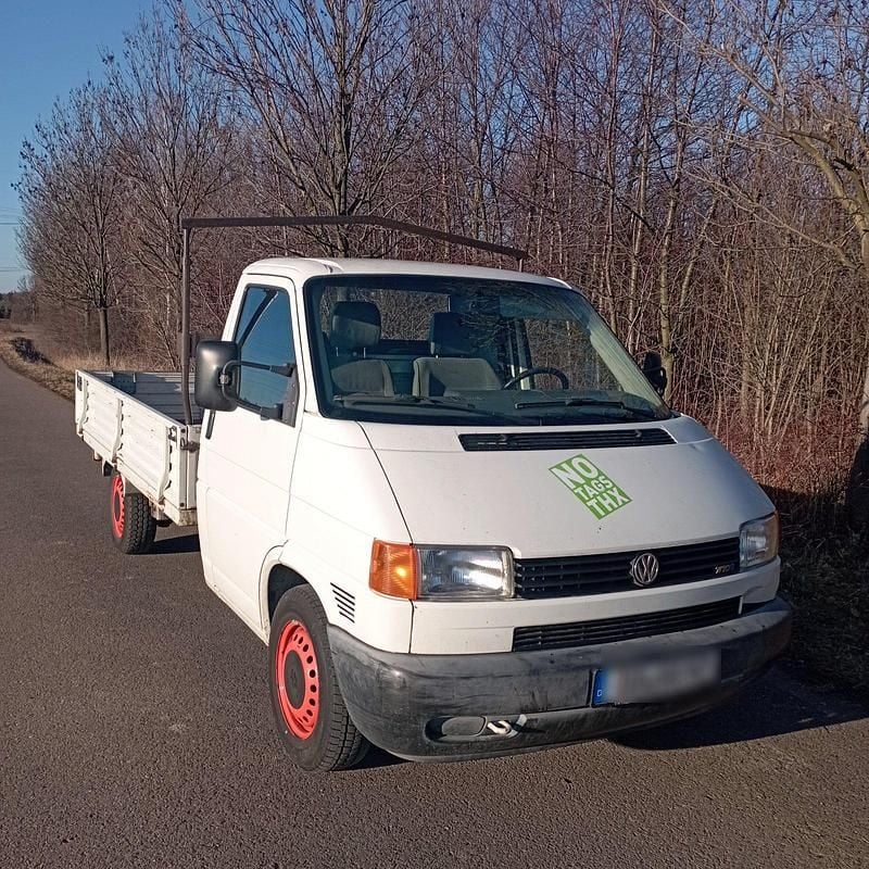 Weiß Gebraucht 2001 VW Transporter Van | 2.950 € - Bild 1/4