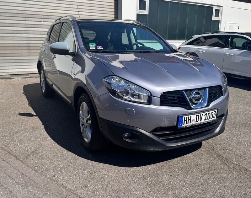 Silber Gebraucht 2011 Nissan Qashqai Tekna SUV | 7.500 € (Guter Preis) - Bild 1/4