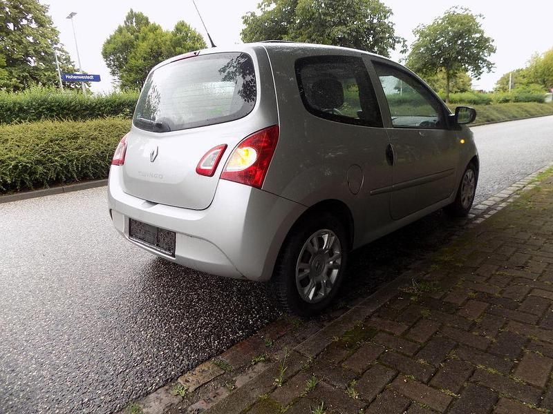 Gebraucht Renault Twingo Liberty 75 PS (55 kW) 2013 Silber Kleinwagen