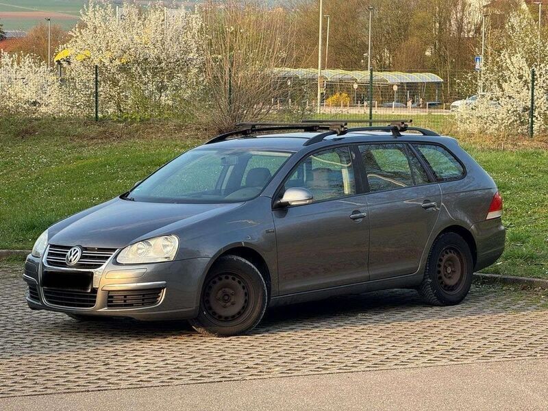 Grau Gebraucht 2008 VW Golf VI Comfortline Kombi | 1.900 € (Fairer Preis) - Bild 1/4