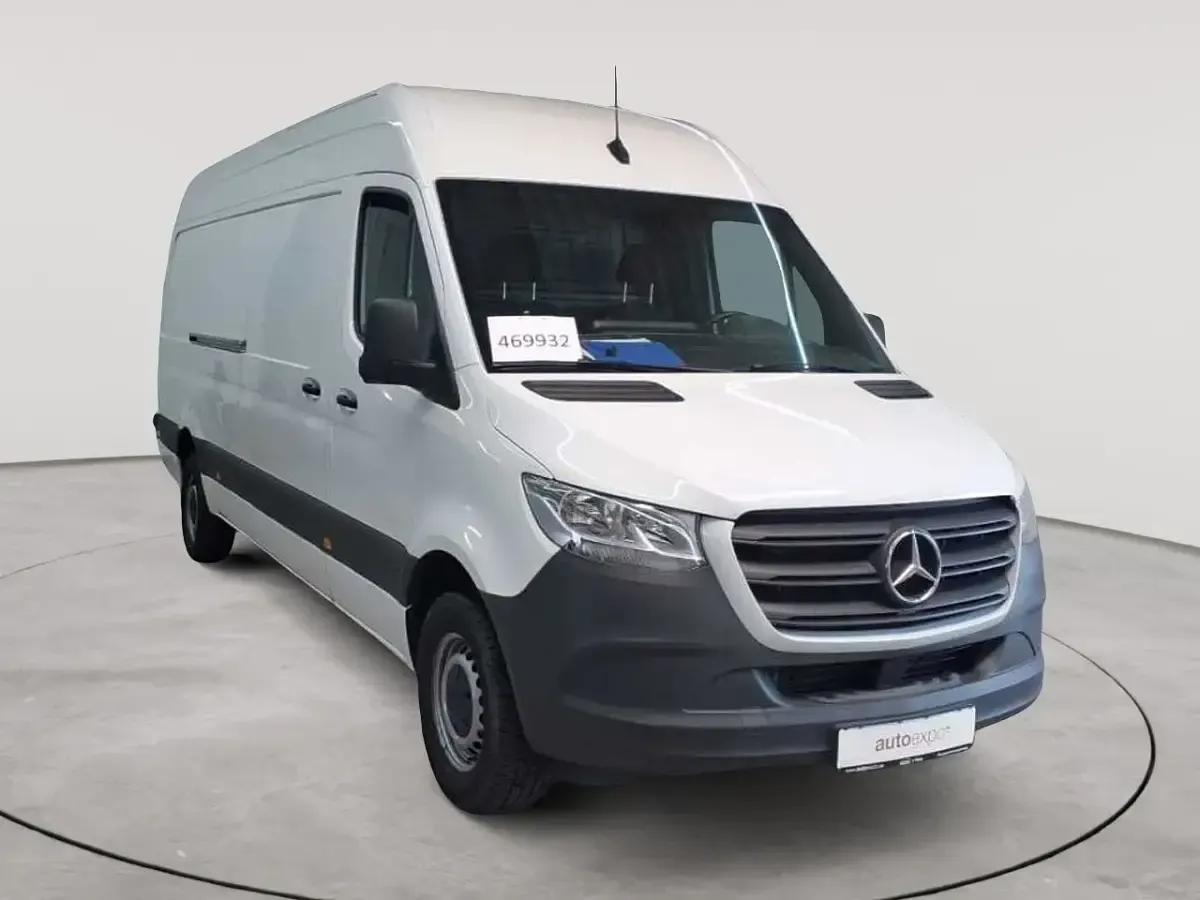 Gebraucht Mercedes Sprinter 170 PS (125 kW) 2024 Van