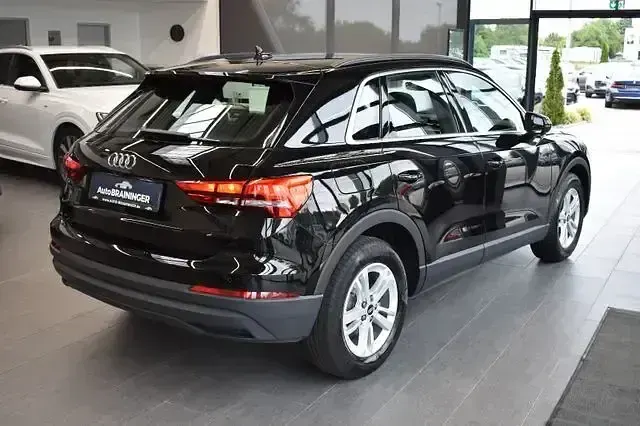 Gebraucht Audi Q3 Comfort 150 PS (110 kW) 2021 Schwarz SUV