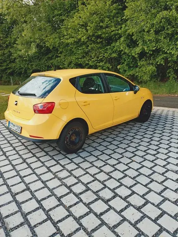 Gebraucht Seat Ibiza 86 PS (63 kW) 2009 Gelb Limousine