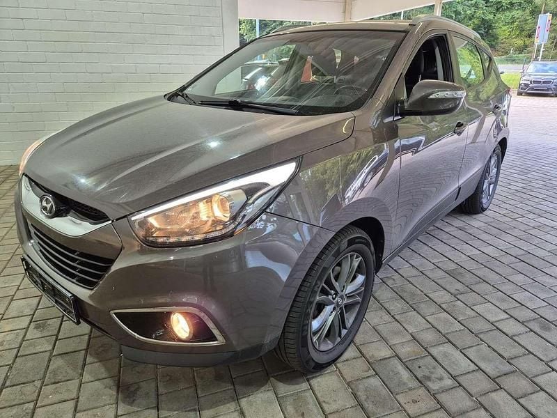 Silber Gebraucht 2014 Hyundai ix35 Edition SUV | 8.700 € (Guter Preis) - Bild 1/4