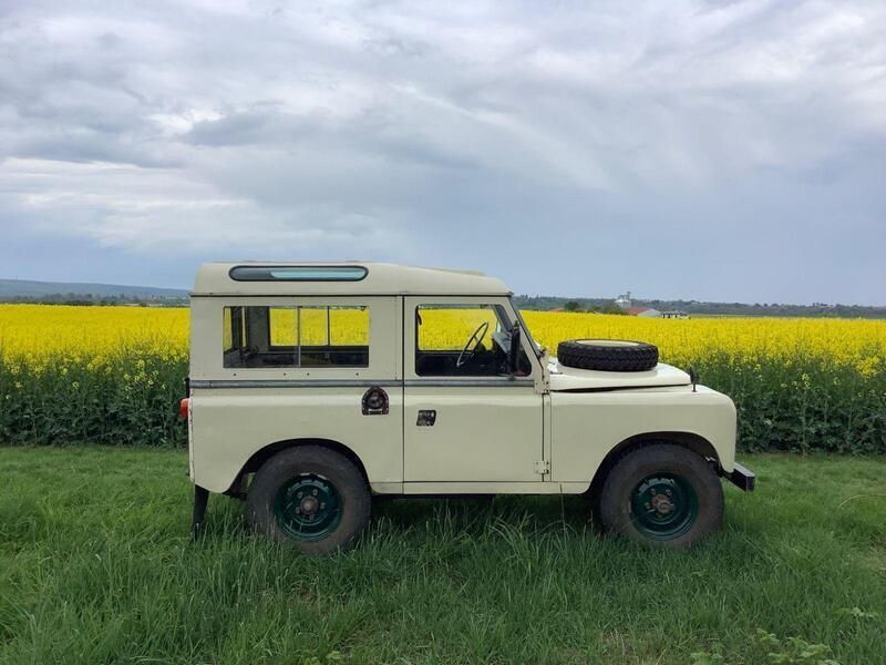 Beige Gebraucht 1980 Land Rover 88 SUV | 15.500 € - Bild 1/4