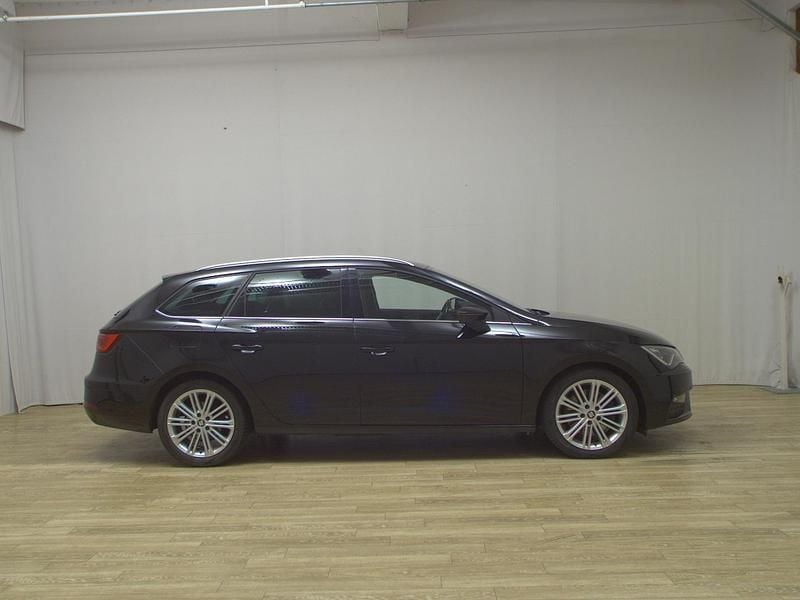 Schwarz Gebraucht 2020 Seat Leon ST XCELLENCE Kombi | 13.780 € (Guter Preis) - Bild 1/4