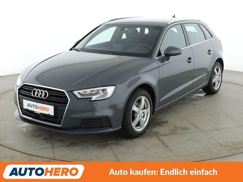 Gebraucht Audi A3 Comfort 116 PS (85 kW) 2019 Grau Limousine