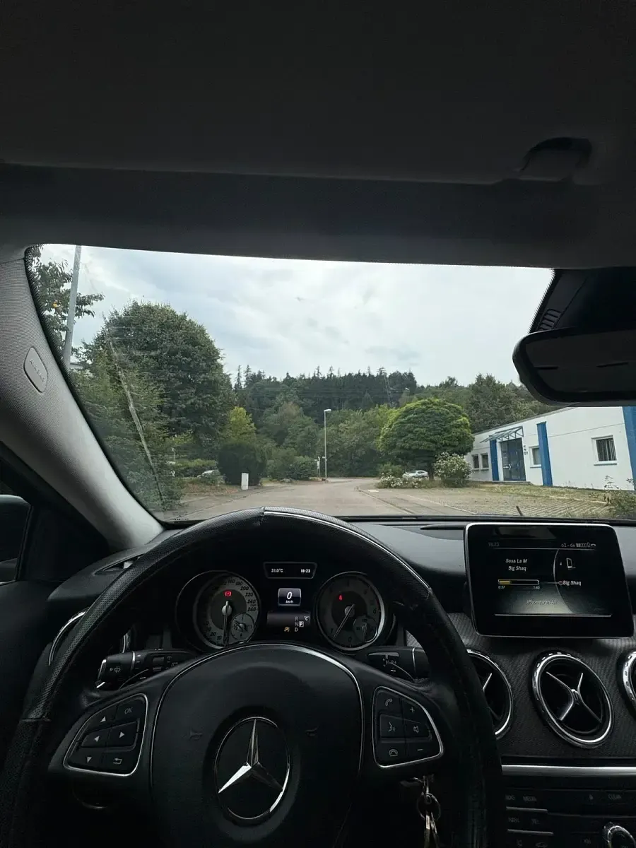 Gebraucht Mercedes GLA220 177 PS (130 kW) 2016 Schwarz SUV