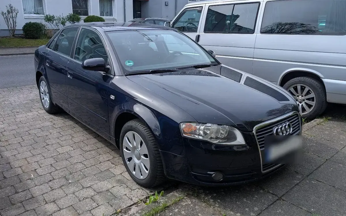 Gebraucht Audi A4 131 PS (96 kW) 2005 Blau Limousine