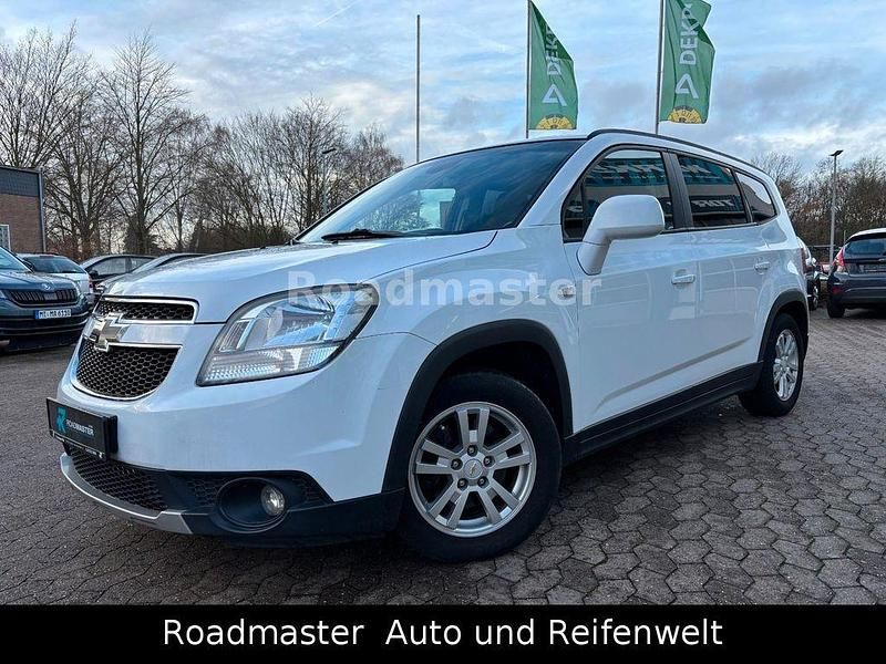 Weiß Gebraucht 2012 Chevrolet Orlando Van / Kleinbus | 6.590 € (Fairer Preis) - Bild 1/4