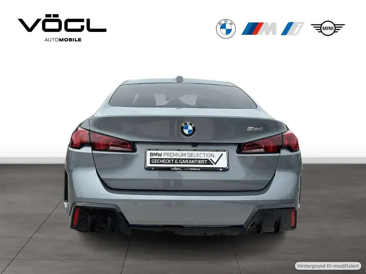 Gebraucht BMW 220 Gran Coupé M Sport 156 PS (114 kW) 2025 Skyscraper grau Coupé