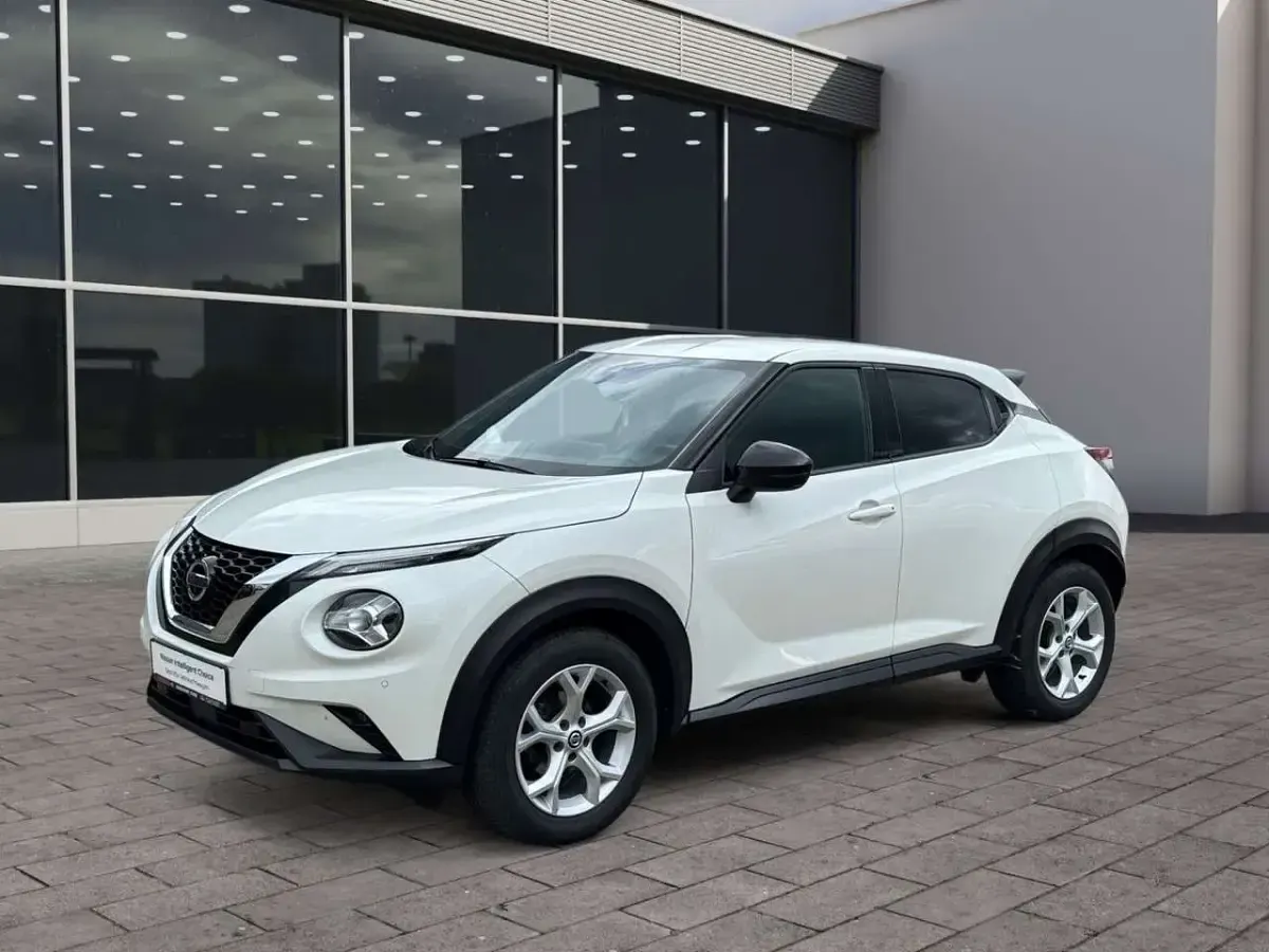 Gebraucht Nissan Juke N-Connecta 117 PS (86 kW) 2020 Brilliant white (m) SUV