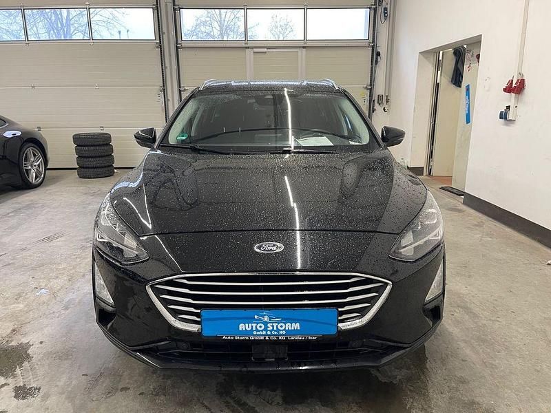 Gebraucht Ford Focus Cool & Connect 125 PS (91 kW) 2020 Obsidianschwarz metallic Kombi