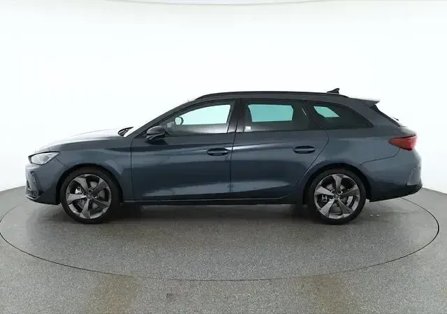 Nowe Cupra Leon 204 KM (150 kW) 2026 Szary Sedan/Limuzyna