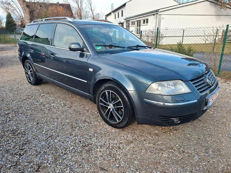 Gebraucht VW Passat 163 PS (119 kW) 2003 Grau Limousine