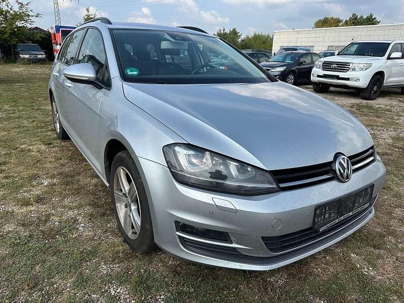 Second-hand VW Golf VII 110 CP (80 kW) 2016 Gri Break