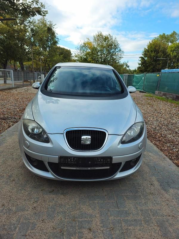 Gebraucht Seat Altea 150 PS (110 kW) 2005 Silber Van / Kleinbus