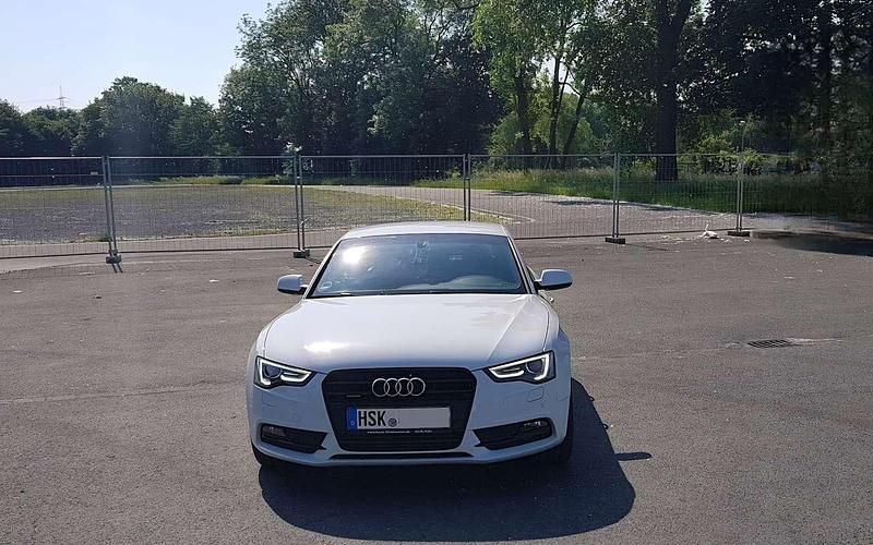 Gebraucht Audi A5 177 PS (130 kW) 2013 Weiß Coupé
