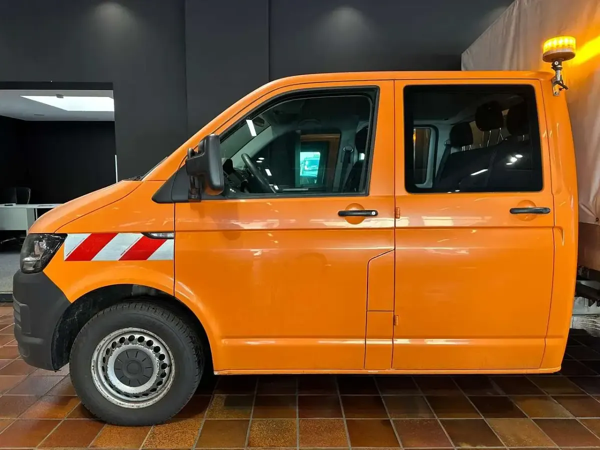 Usata VW Transporter 150 CV (110 kW) 2016 Arancione Furgone